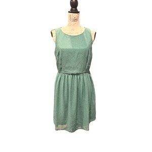 Fit and Flare Sleeveless Dress  Open Back Size Large Forever 21 Lightweight CUTE